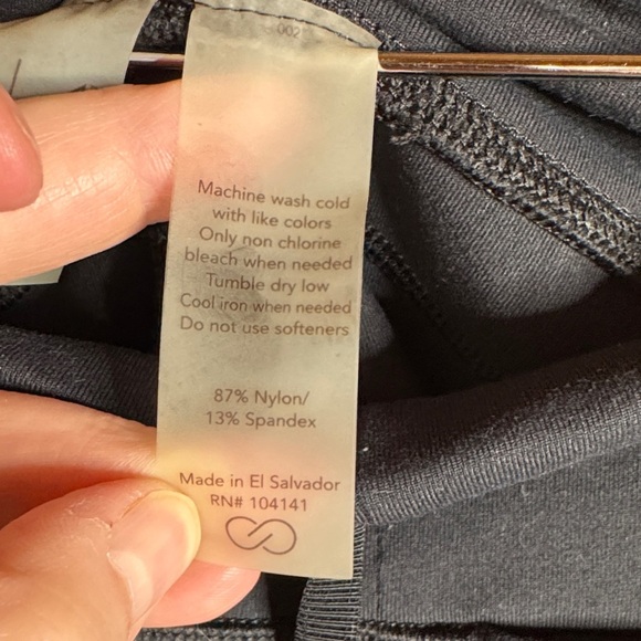 CALIA by Carrie Underwood Black Athletic Shorts Size Medium - Picture 3 of 9